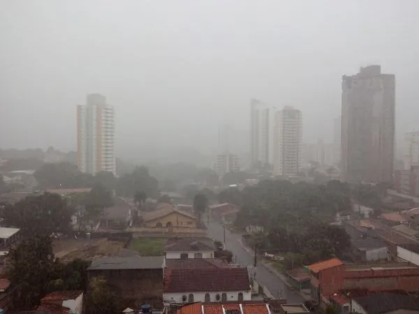 Frente fria pode derrubar temperatura em Cuiabá para até 12°C