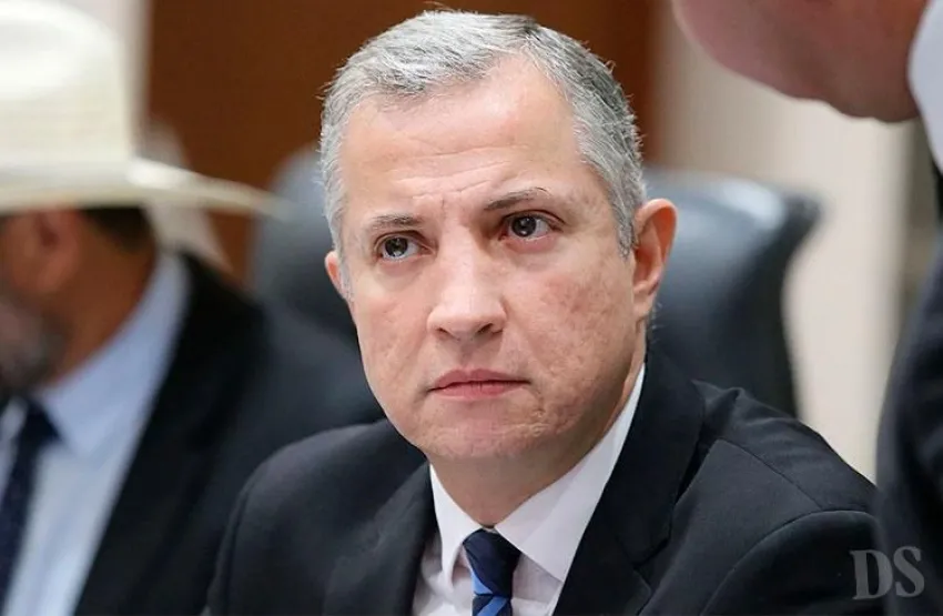 PF faz operação e mira desembargador afastado e deputado Faissal Calil em MT