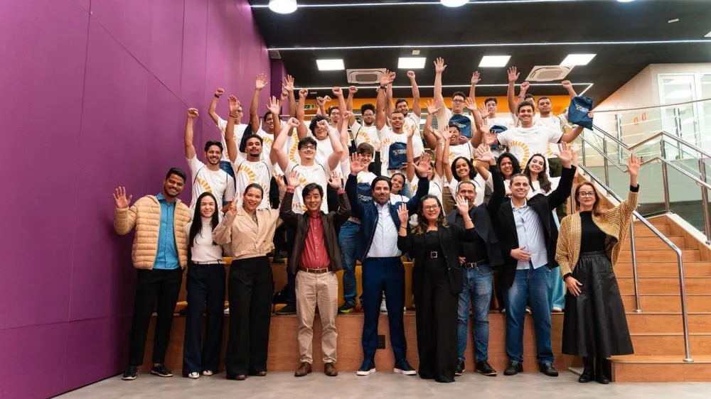 Cerimônia inaugural do Conecta Jovem marca início de nova jornada para jovens na tecnologia