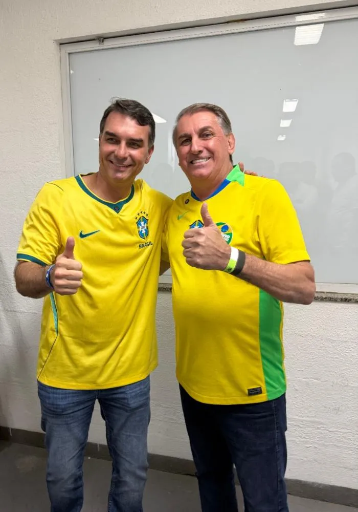 “Bolsonaro da Shopee” é ovacionado e vira destaque em seminário na ExpoRio