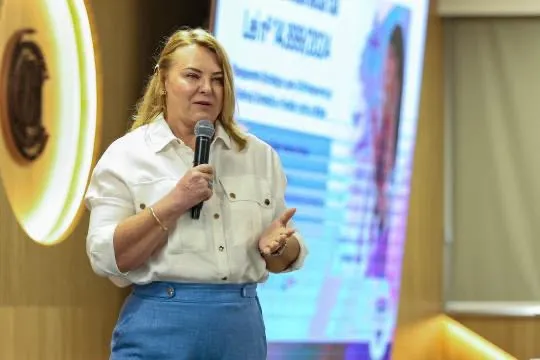 TCE Pró-Mulher: Tribunal orienta municípios a estruturar planos de proteção