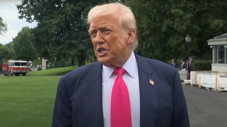 presidente-donald-trump-falando-com-a-imprensa-em-frente-a-casa-branca-15072025-1752664826829_v2_900x506.png