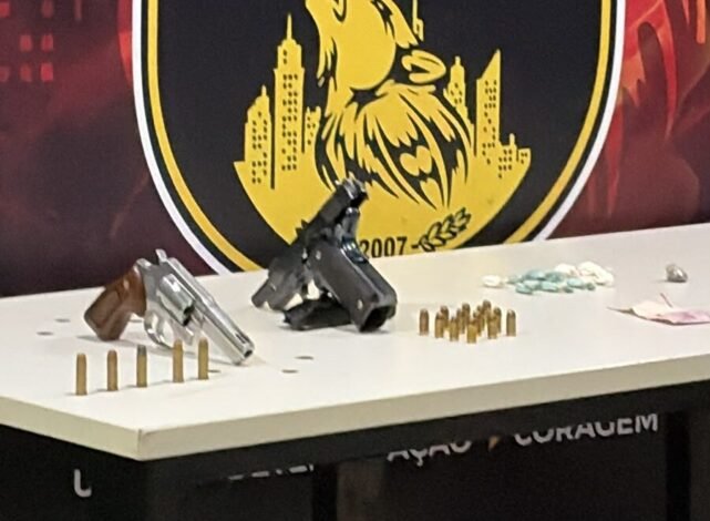 Liderança de facção e comparsa são presos com drogas e armas de fogo em Várzea Grande
